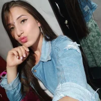 zoe6027's Profile Pic