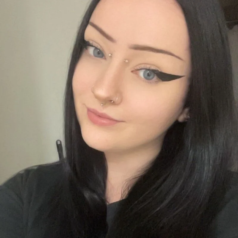 chloe_levine profile photo
