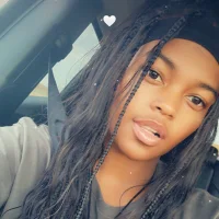 yvonnelove's Profile Pic