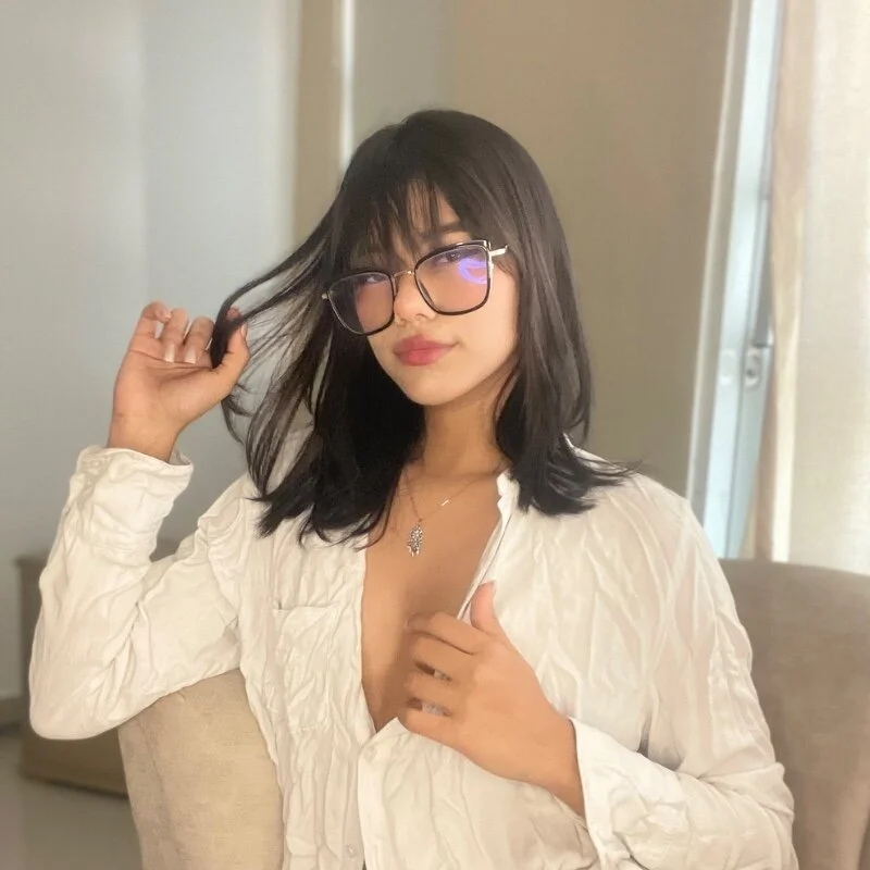 Lovely-allys profile photo