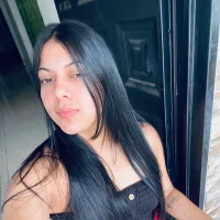 Cloe_12's Profile Pic