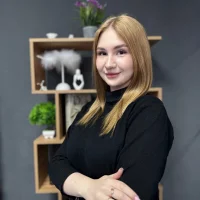 LynBarks's Profile Pic