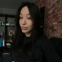 June_sakura's Profile Pic