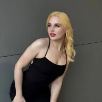 ElvaCopple's Profile Pic
