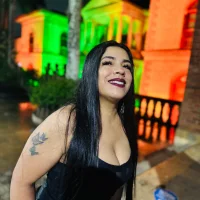 nina-vixen's Avatar Pic