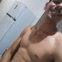 Gulhoes's Profile Pic