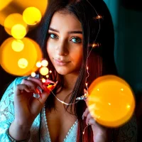 Gambar Profil maya_barnes