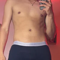 Hot_Men_2003's Profile Pic