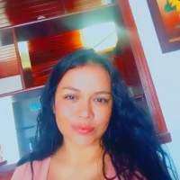 Angela_bigass Φωτ, Προφίλ