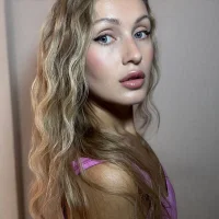 Carolin_Hunter 頭像圖片