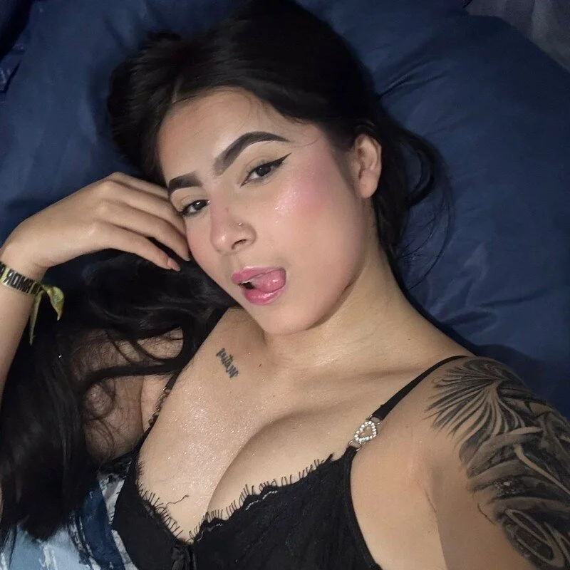 dalila_hotx1