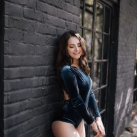 SiyanaXKindly