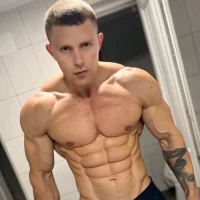 Zdjęcie profilowe modela Ovidiu1004