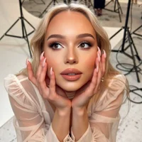 SandraHaze's Avatar Pic