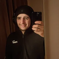 Pierre_999666 Poză de profil