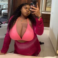 cherrykisses25's Profile Pic