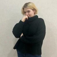 JanicaHolt's Profile Pic