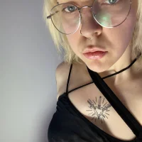 PinkLila's Profile Pic