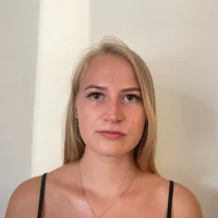 AgatheLeroy's Profile Pic