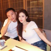 Tinygirl_withboy