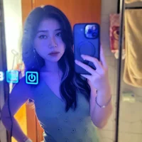 Liza_lau's Profile Pic