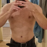 Roy26ger@xh's Avatar Photo