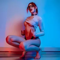lorraine_evans' Avatar Pic