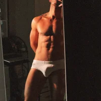 mrj99219 头像图片