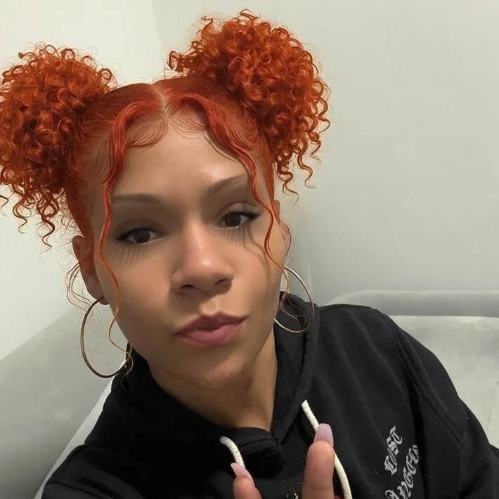 SeymoneeSeymonee profile photo