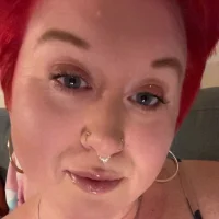 BustyRedxx Immagine Avatar