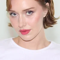 lovewitch's Profile Pic