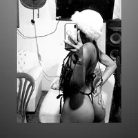 maxil's Profile Pic