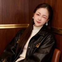 Image d’avatar de Monica-666888-