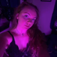 freyafux Adlı Modelin Avatarı