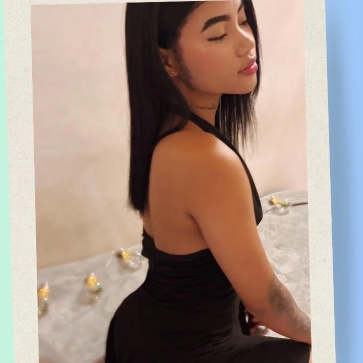 PauleteW10 Stripchat profile image