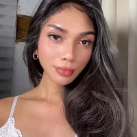 Sunny_sexie model avatar