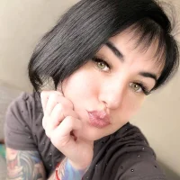 Slika avatara modela Xavelle