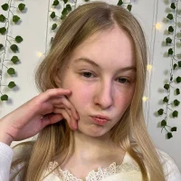 rinavvi 的個人資料圖片