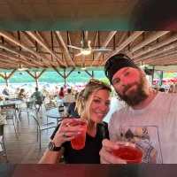 Candt1984's Profile Pic