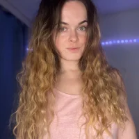 earthiani's Profile Pic
