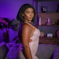 Mahia_le's Profile Pic