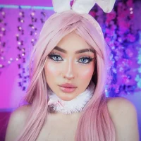LucyGray's Avatar Photo