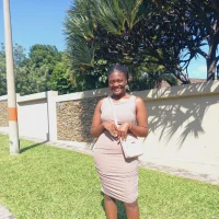 Ebonyteazerxx's Profile Pic