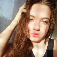 EmmaLoCute's Profile Pic