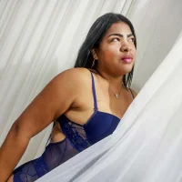 รูปโปรไฟล์ของ LaurenBritt_