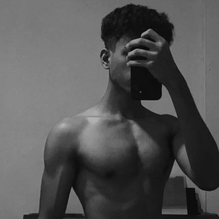 Jonathan__21 profile photo