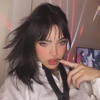 Gambar Profil QueenyJocker