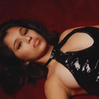 AliciaTaylor: изображение аватарки