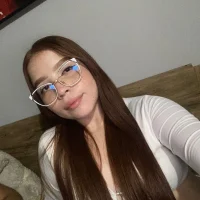 CamilaMansson Φωτ, Προφίλ