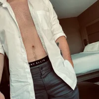 HereCumsEv's Profile Pic